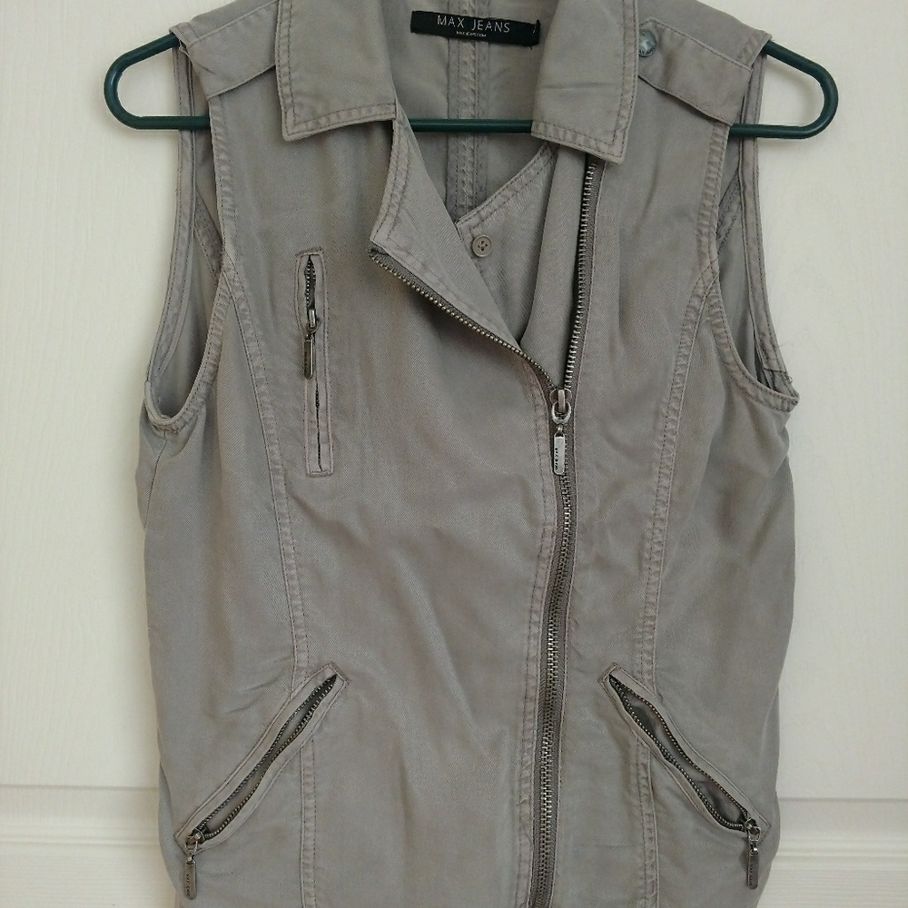 Utility Super Soft Zipper Vest Max Jeans